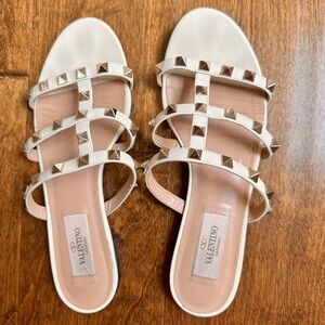 Valentino rockstud slide sandal cream